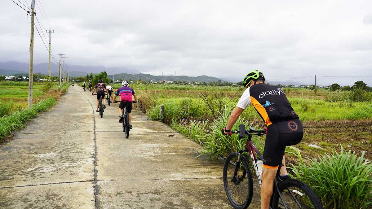 1776403741_small group cycling northern Vietnam.jpg
